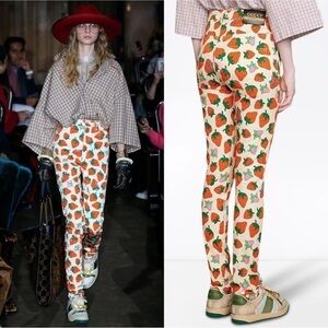 GUCCI Maximalist Luxury Spring Fruit Strawberry Skinny Cotton Twill Pants 25 NWT